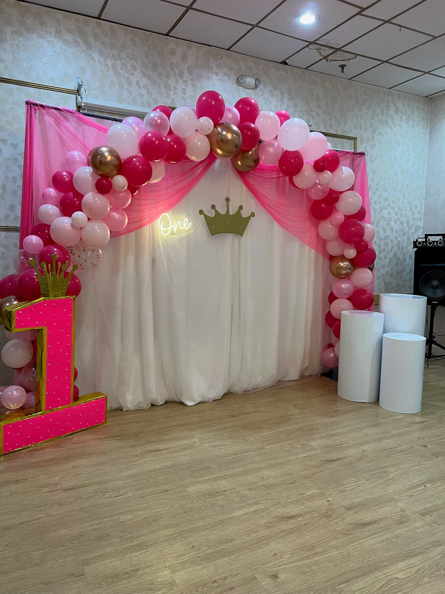 Selected event installation by Decorate Ur Party, portfolio image 19
